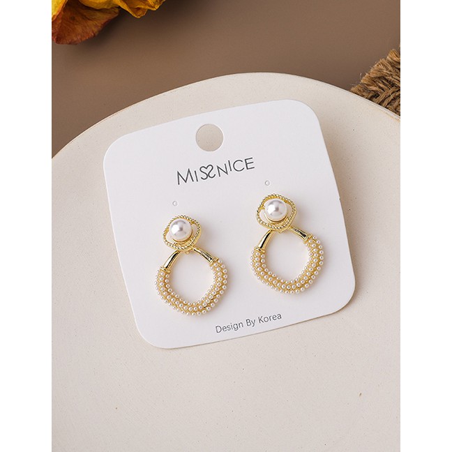 LRC Anting Tusuk Fashion Gold Color Full Pearl Hollow Square Geometric P71862