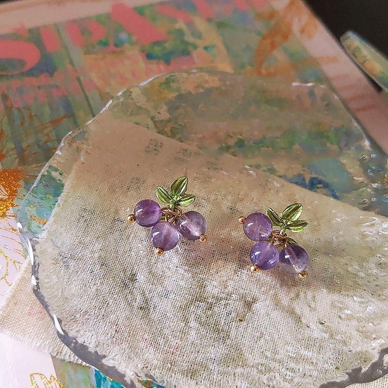 Anting Tusuk Motif Anggur Ungu / Daun Hijau Simple Untuk Wanita