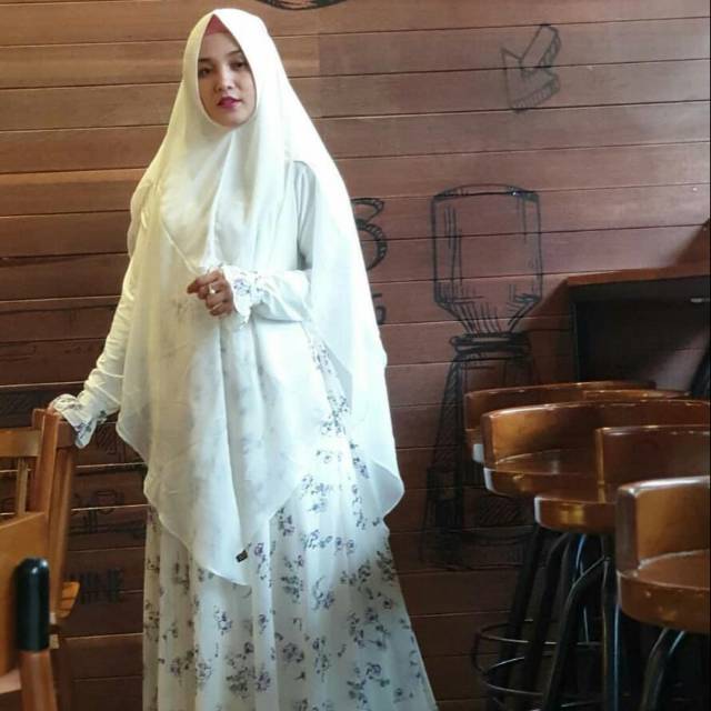 Qori dress