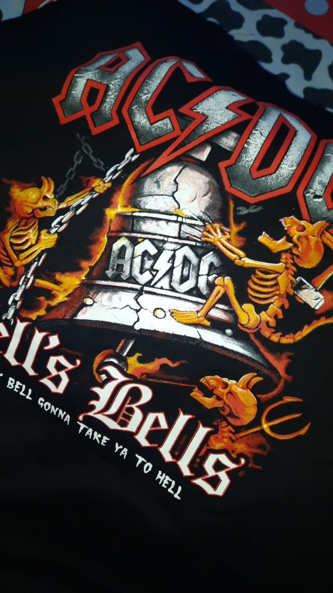 Kaos Band Acdc hells Bells