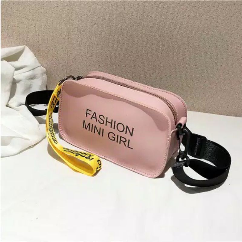 Medan Termurah KD038 Tas selempang Fashion Girl import slingbag import