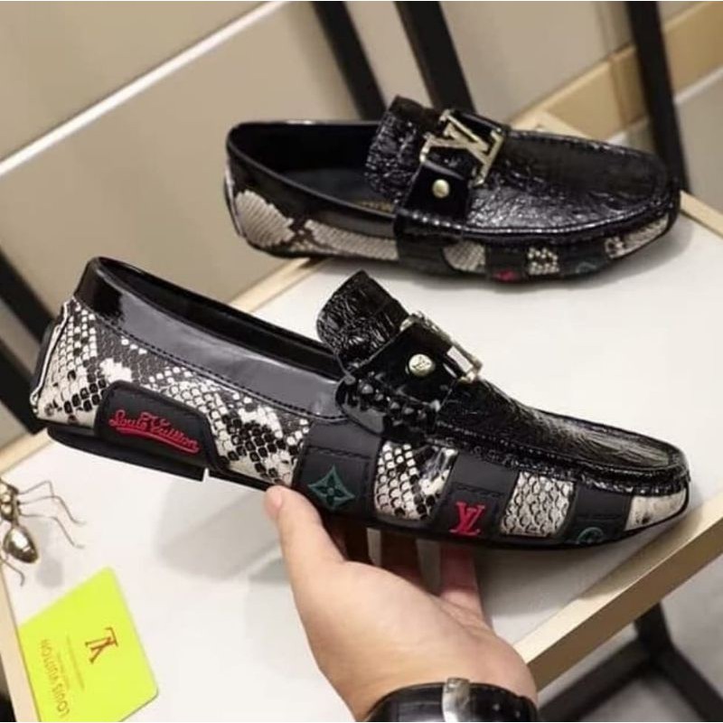 sepatu loafer lv slip on mirror