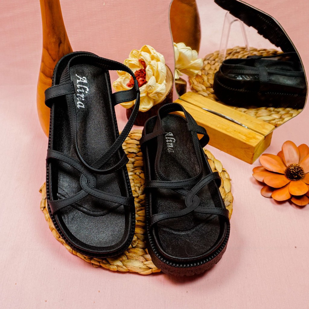 Sandal Tali Jelly Wanita LETICIA