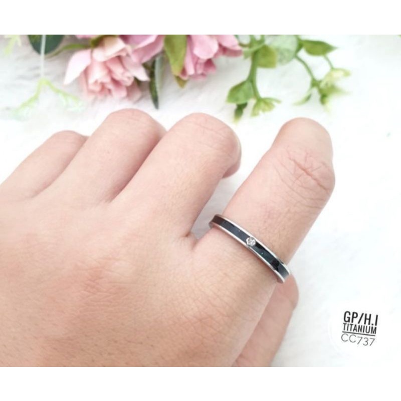 Cincin Permata Titanium