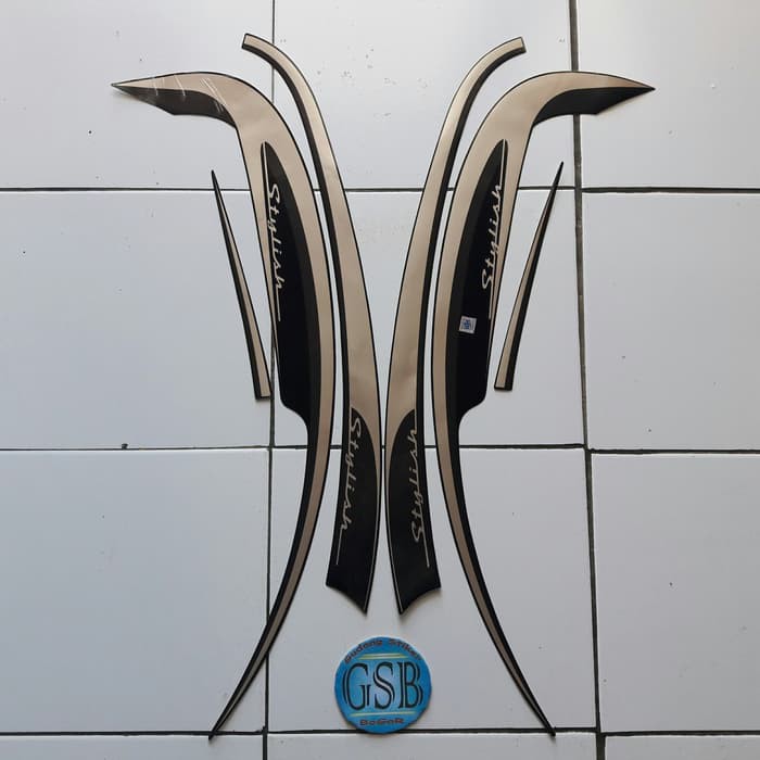 Striping Motor Scoopy Stylish 2014 Hitam-Gold murah