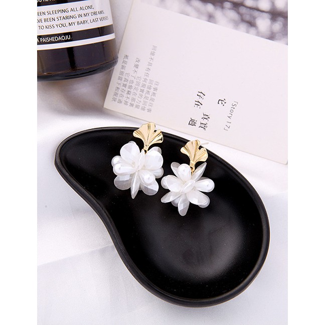LRC Anting Tusuk Fashion Gold 925 Sterling Silver Flower Pearl Earrings D03273