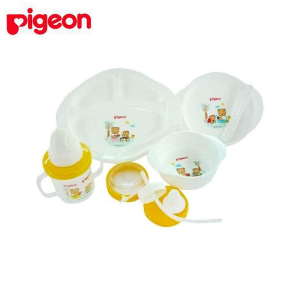 PIGEON Feeding Set With Training Cup | Perlengkapan Makan Bayi