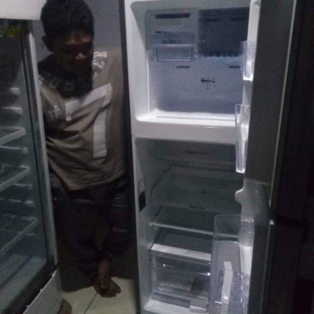 Kulkas 2pintu SAMSUNG