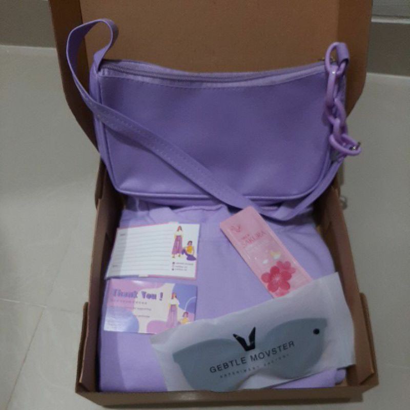 OOTD Lilac Sweater Oversize Crop Special Gift Box Kado Wanita Hampers ONE SET-Non hijab