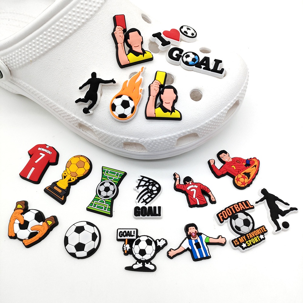 18pcs / set Charm Aksesoris Sepatu Sepak Bola jibbitz Bahan PVC Untuk Dekorasi Crocs