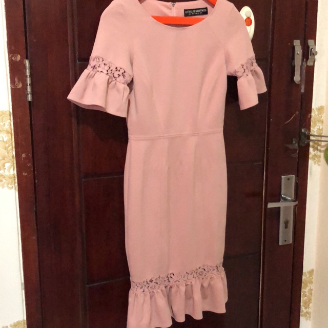 Preloved lace dress mermaid