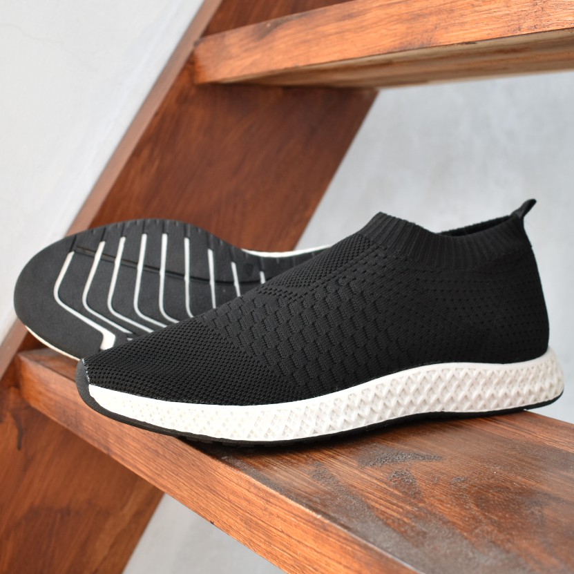 LEANDER BLACK |FORIND x Volve| Sepatu Sneakers PK OG Lari Knit Knitted Rajut Original Lokal Footwear