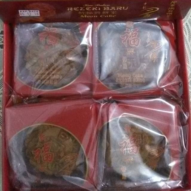 

MOONCAKE KUE BULAN REZEKI BARU (KOTAK KECIL) 2024