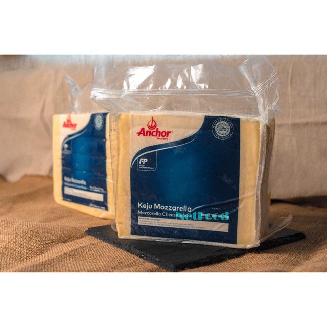 

Anchor Cheese keju Mozzarella 2kg