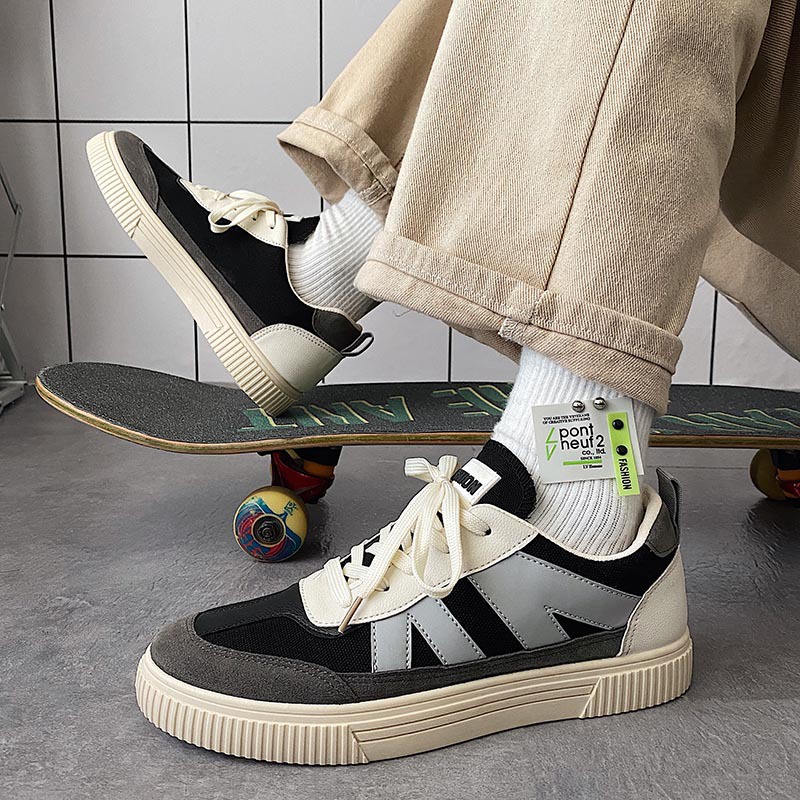 Pria Sepatu Korea Fashion Sneakers Pria Kasual Sepatu Mahasiswa Low-Top Tinggi  Kanvas sepatu Sepatu