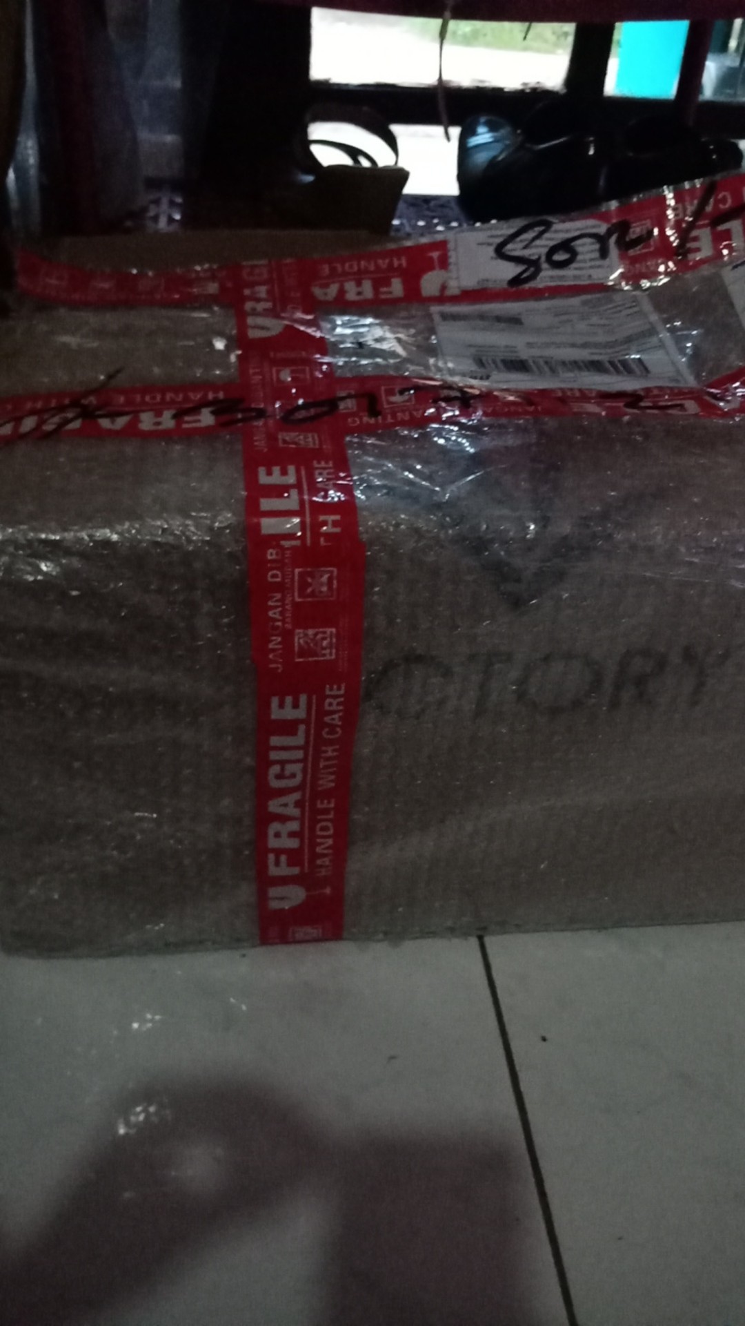 Kotak Makan Anti Tumpah Victory Kipit - Lpy 830 Kapasitas 2400ml