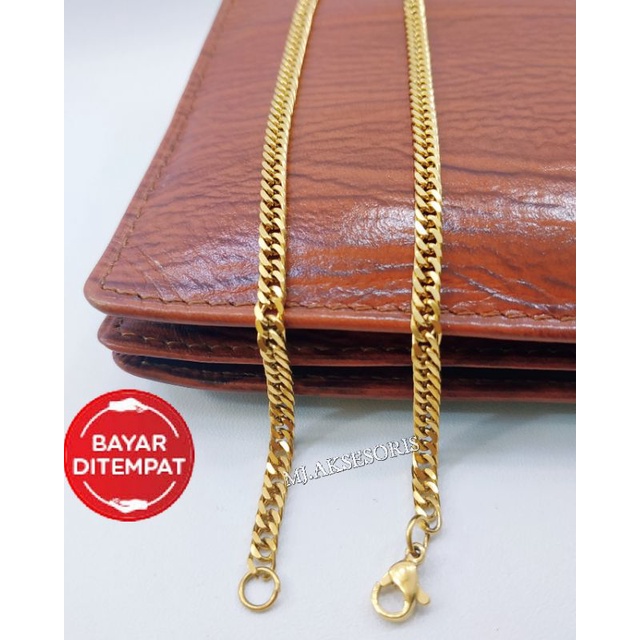 Kalung Pria Rantai Titanium Gold