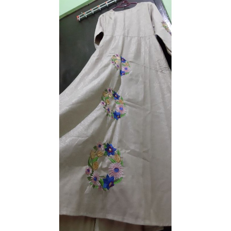 |Sabyra.id| Gamis No Brand - Warna Cream - Bahan Balotelli Motif
