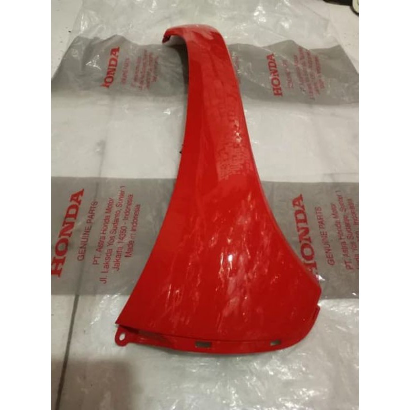 sayap scoopy K2F tahun 2021sampai 2022 original kiri merah glossy