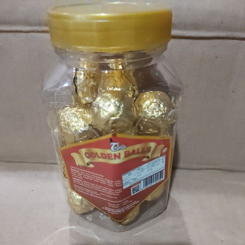 

coklat bola emas Tobelo Golden Balls cokelat compound toples isi 40 pcs