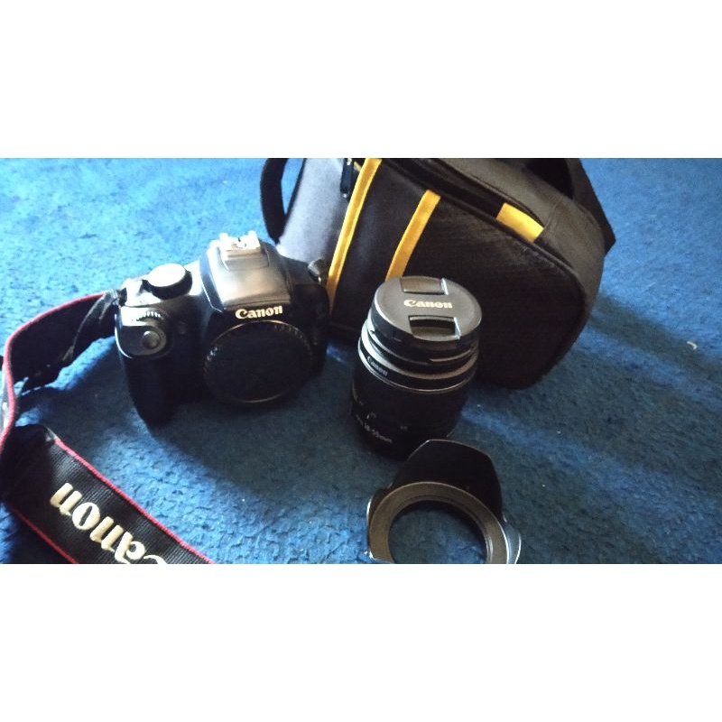 kamera dslr canon 1100D