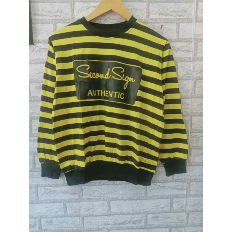 Preloved Second Sign Kaos Sweater Original No Deenay