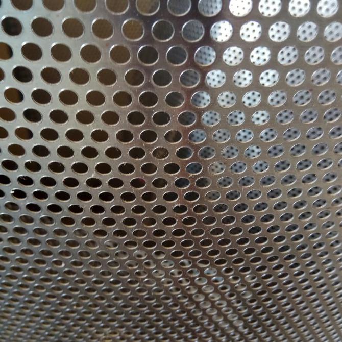 Produk Terbaik] Plat Lubang Bolong Perforated Ram Speaker 100Cm X 30Cm