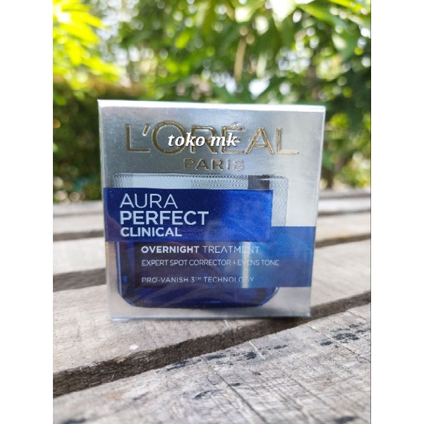 Loreal Paris Aura Perfect Clinical Overnight Exp 2025.
