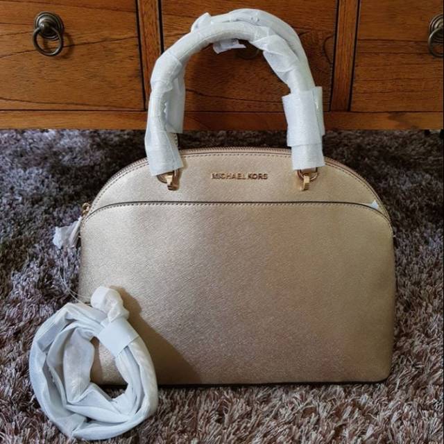 Tas MK Ori. MK Large Emy Dome Pale Gold.