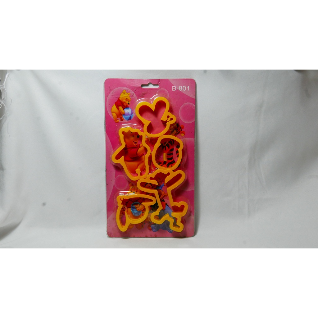 cutter plunger coklat keju pondan kue biskuit karakter winnie the pooh