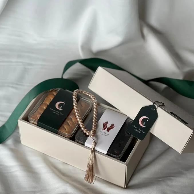 

Hampers / Kado / Parcel Lebaran Idul Fitri