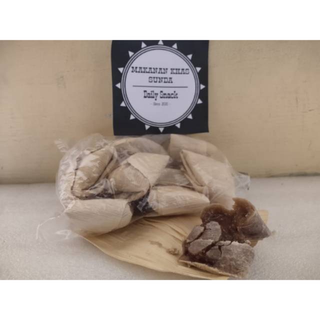 

250 gram / mkanan khas Sunda / cemilan manis / angleng dan wajit / makanan tradisional higenis