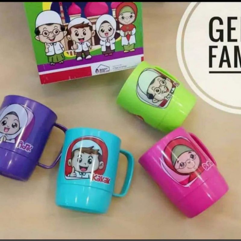 Mug Set Family 4 pcs / Gelas Plastik