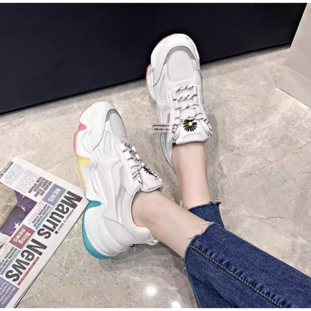 Sepatu Sneakers Wanita IMPORT AR01 Elastis lentur Trendy