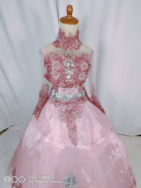 Gaun pengantin 3d pink salem/ rose gold