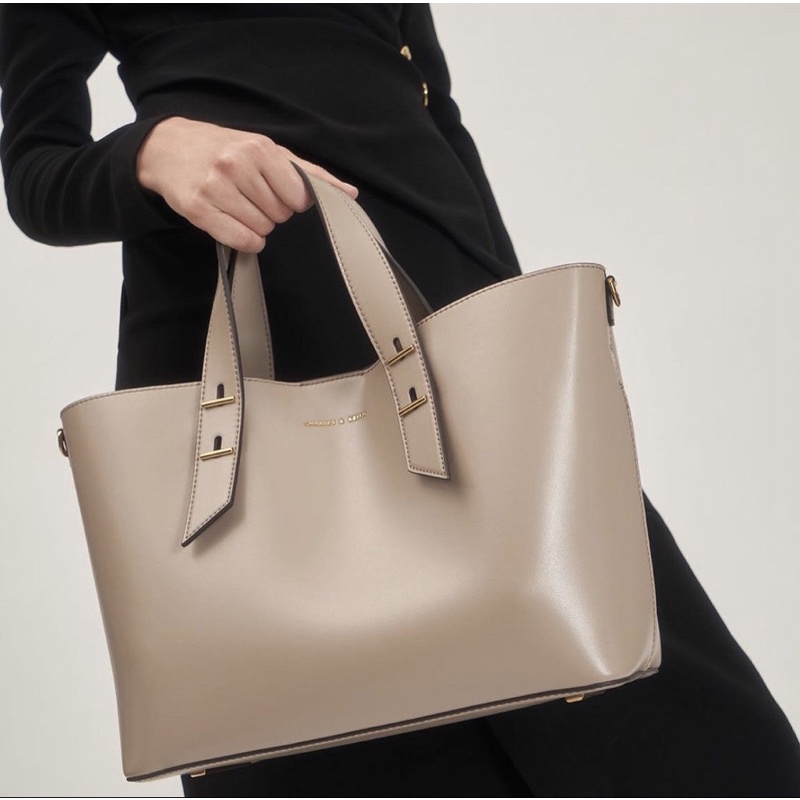 Charles and Keith Double Handle Slouchy Original