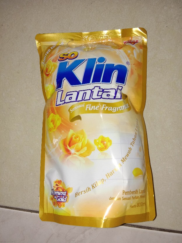 So Klin Lantai Pouch 800ml