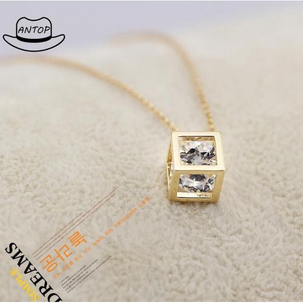 Antop！Kalung Alloy Anti Karat Crystal Rantai dengan Liontin Batu Zircon Bentuk Kotak untuk Wanita