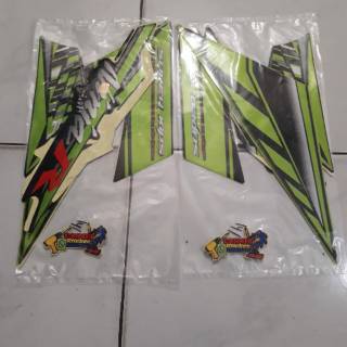 Ninja R Warna Hijau Keluaran 2014 - Perbedaan yang tampak ...