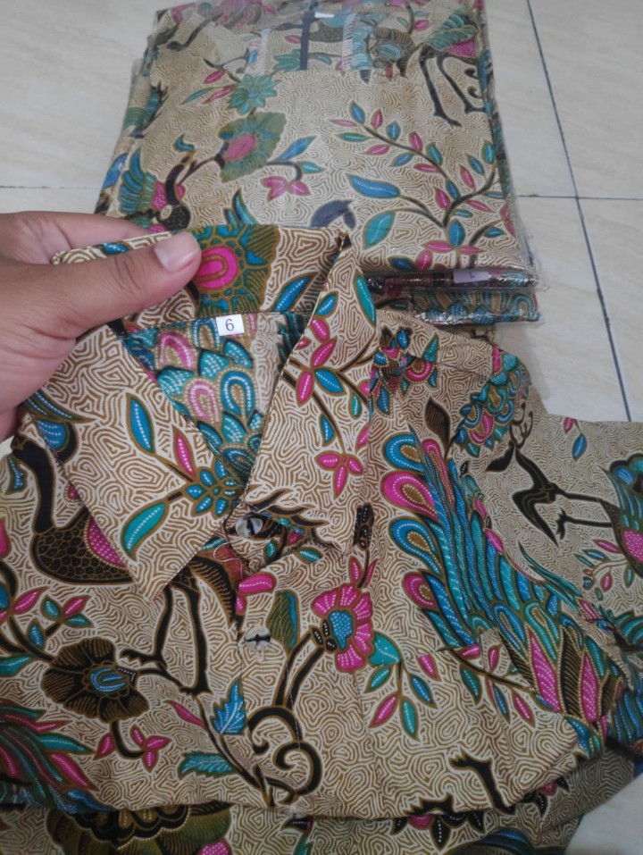 Batik Couple Keluarga Kondangan/motif Merak Bestseller/seragam Nikahan