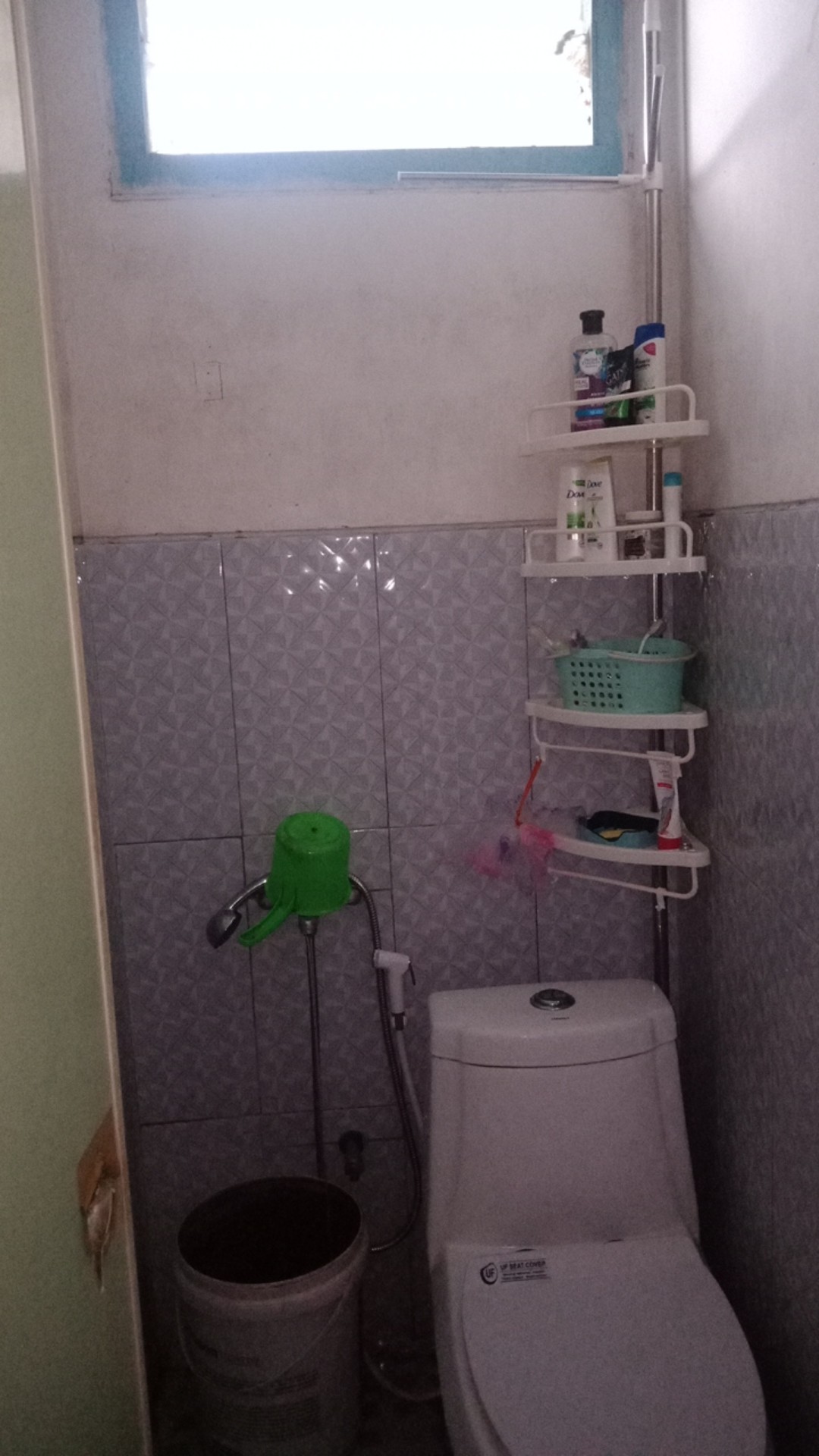 Rak Gantung Corner Toilet Organizer Tempat Sabun Shampoo Odol Kamar Mandi 83 X 26 X 6 Cm