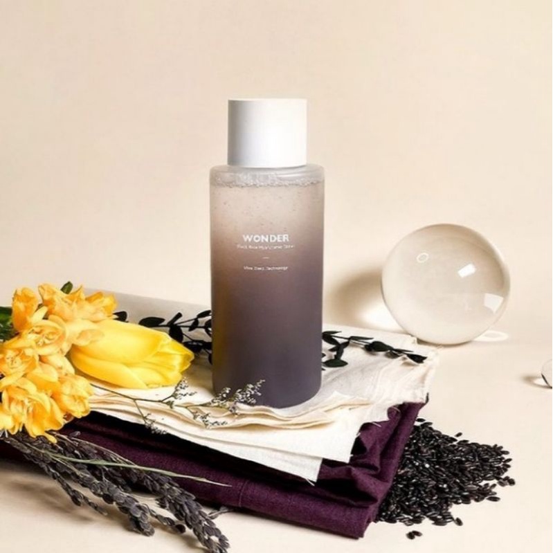 Haruharu Wonder Black Rice Hyaluronic Toner