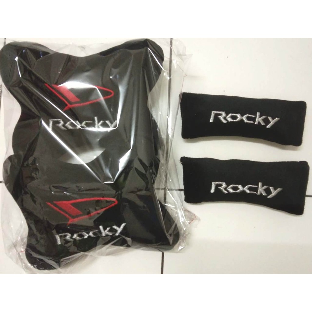 Daihatsu Rocky Aksesoris Interior Bantal Mobil 2 in 1