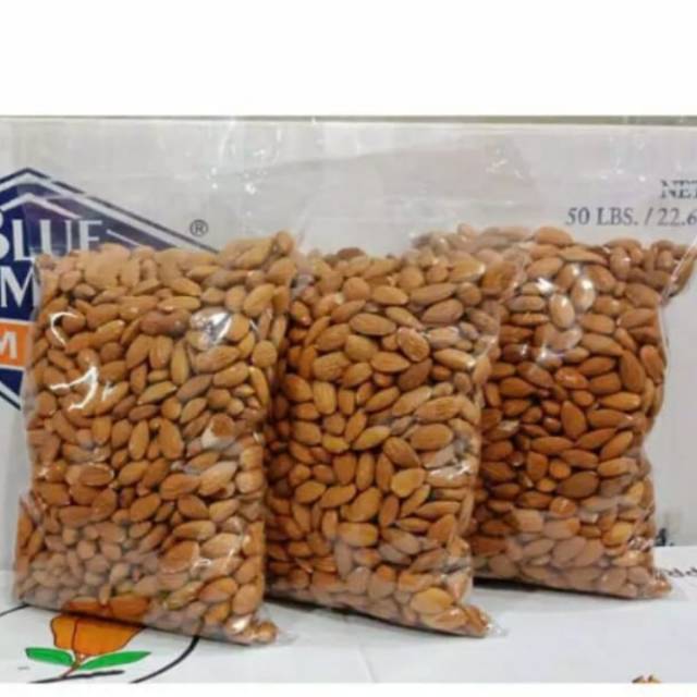 

KACANG MEDE, KACANG ALMOND, PISTACHIO KEMASAN 1KG, 1/2KG, 300GR, 100GR