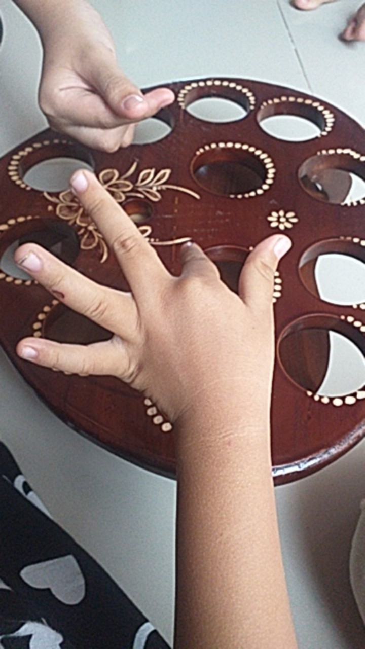 Tempat Aqua Gelas Model Love Dari Kayu Jati