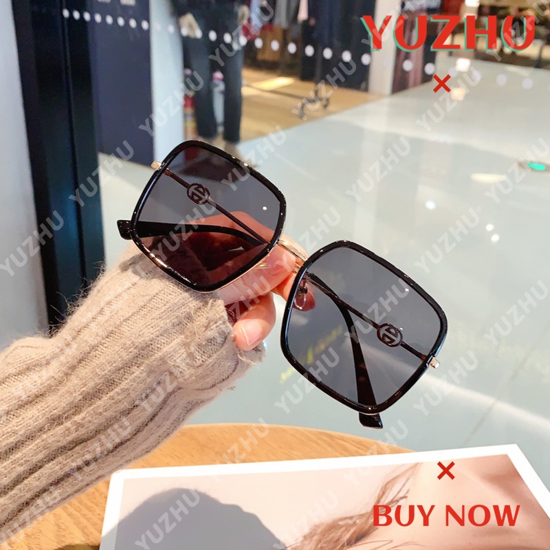 (YUZHU) TERSEDIA &amp; COD Frame Kacamata Hitam Wanita Korean Gaya Oversized Square Kacamata Hitam Anti UV400 Protection