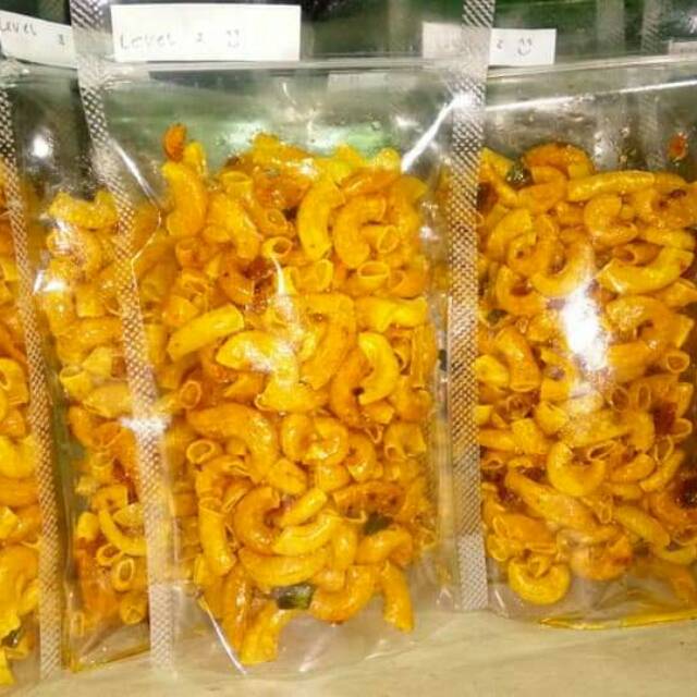 

Seblak kering jones (makroni)