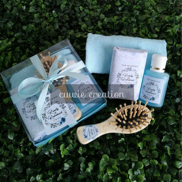 Souvenir siraman, atau kehamilan 4 atau 7 bulan