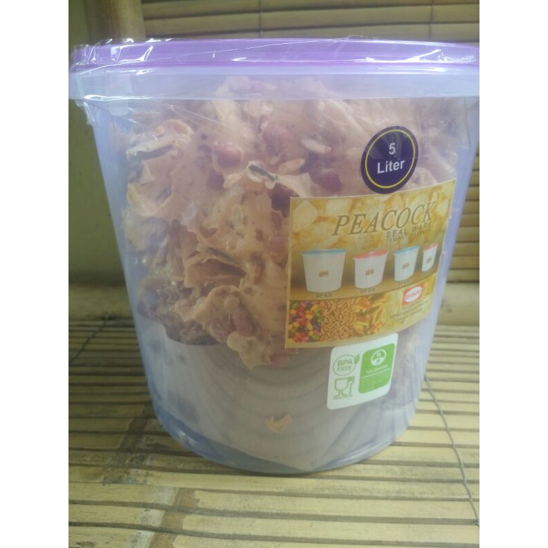 

peyek kacang tanah toples