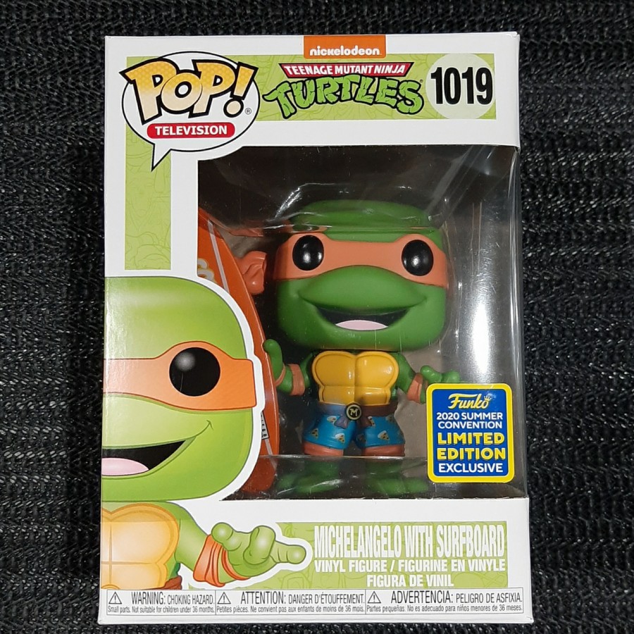 funko michelangelo with surfboard